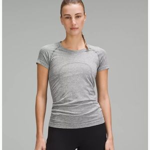 Lululemon swiftly tech short sleeve